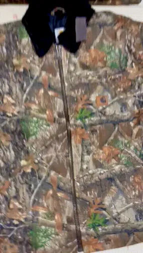 Reworked Carharrt Detroit forest camo 30 pcs